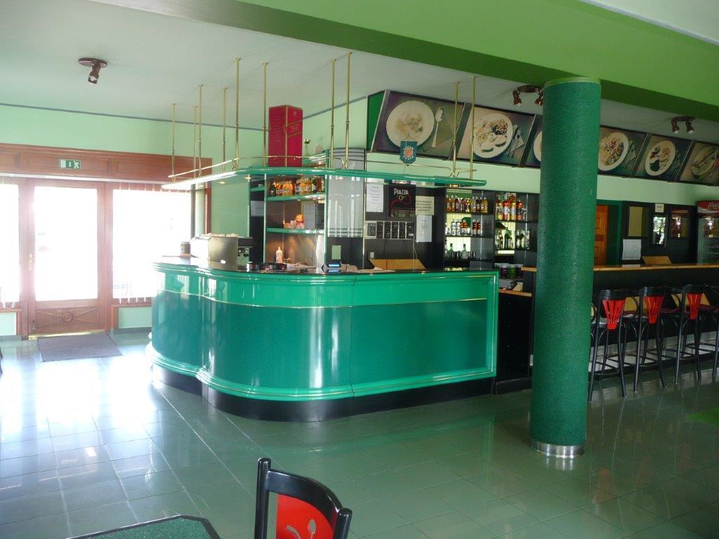 Kőrös Hotel Kiskoros Kültér fotó