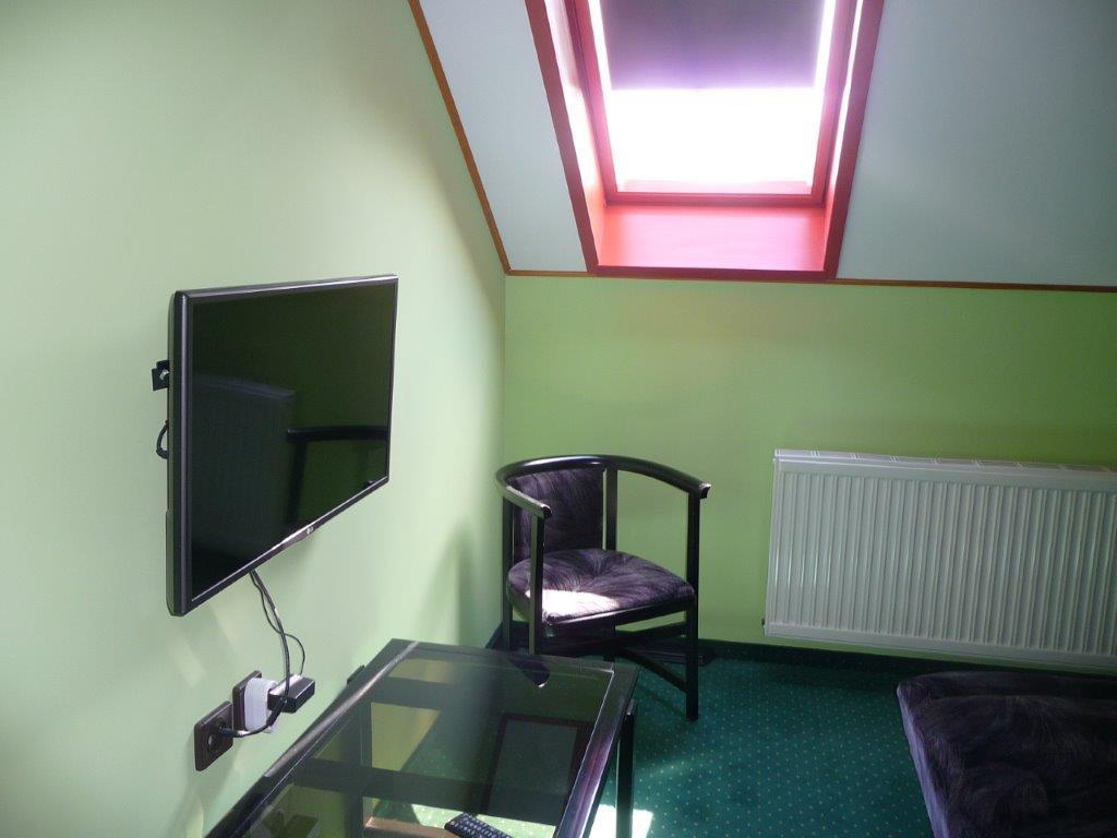 Kőrös Hotel Kiskoros Kültér fotó